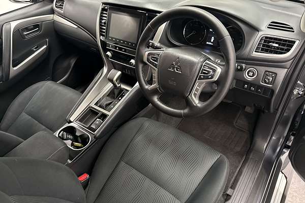 2022 Mitsubishi Pajero Sport GLS QF