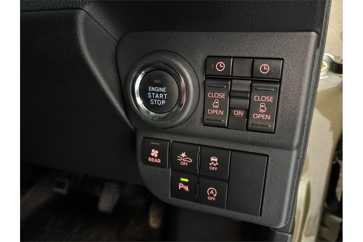 2023 Daihatsu Atrai Deck Van 4WD