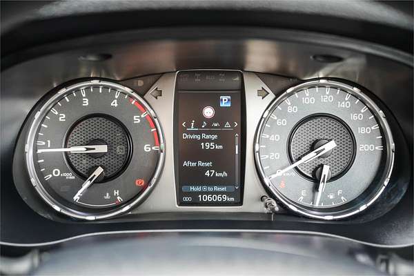 2022 Toyota Hilux SR GUN126R 4X4