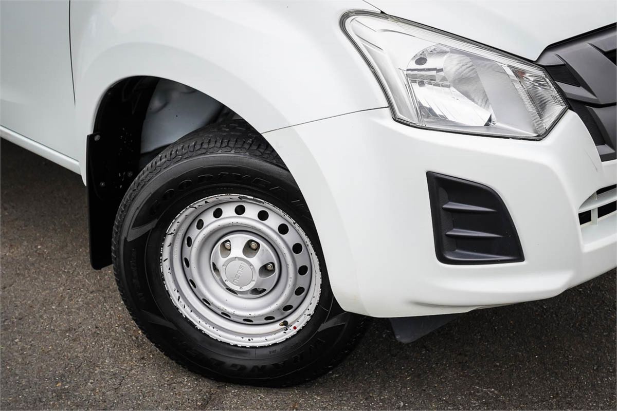 2020 Isuzu D-MAX SX High Ride Rear Wheel Drive