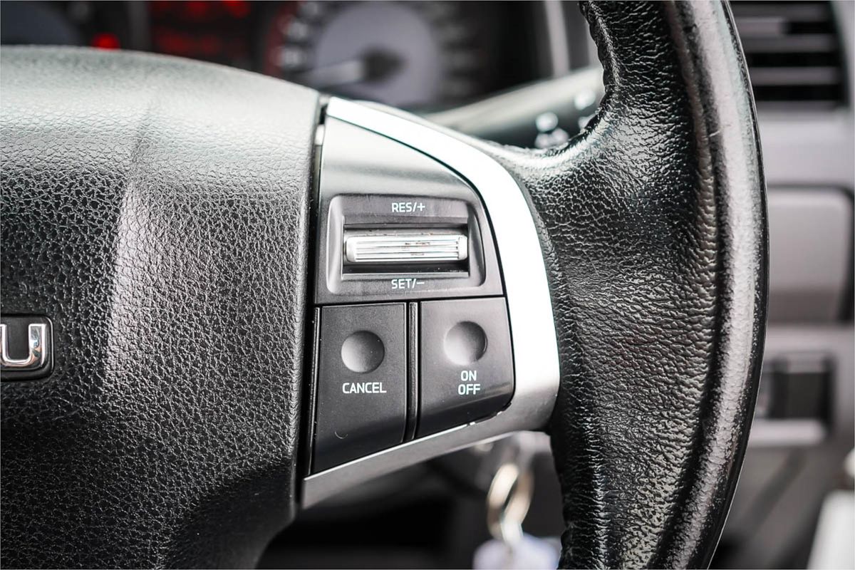 2020 Isuzu D-MAX SX High Ride Rear Wheel Drive