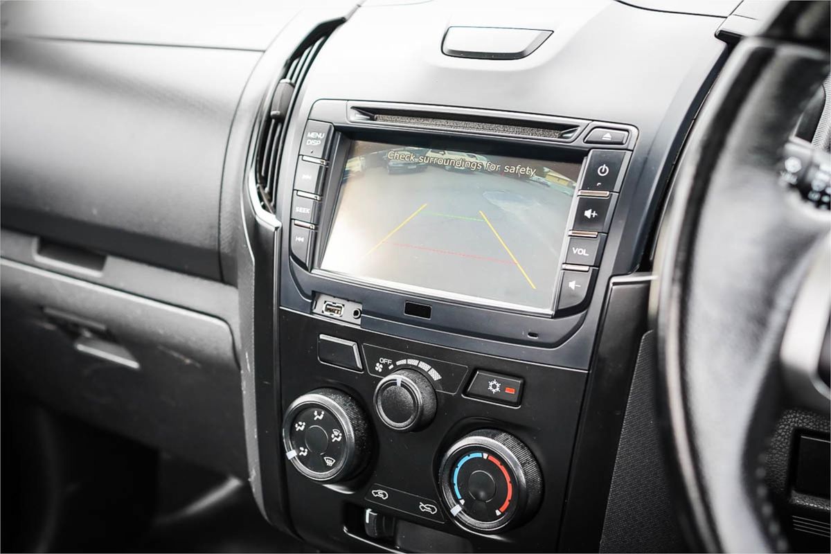 2020 Isuzu D-MAX SX High Ride Rear Wheel Drive