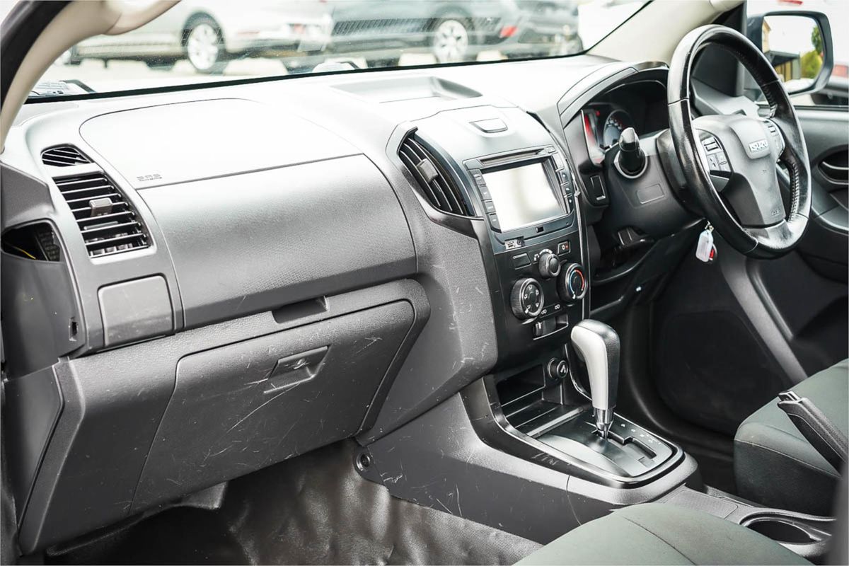2020 Isuzu D-MAX SX High Ride Rear Wheel Drive