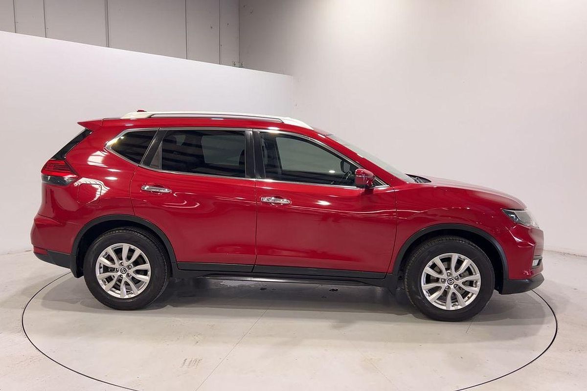 2017 Nissan X-TRAIL ST-L T32 Series II