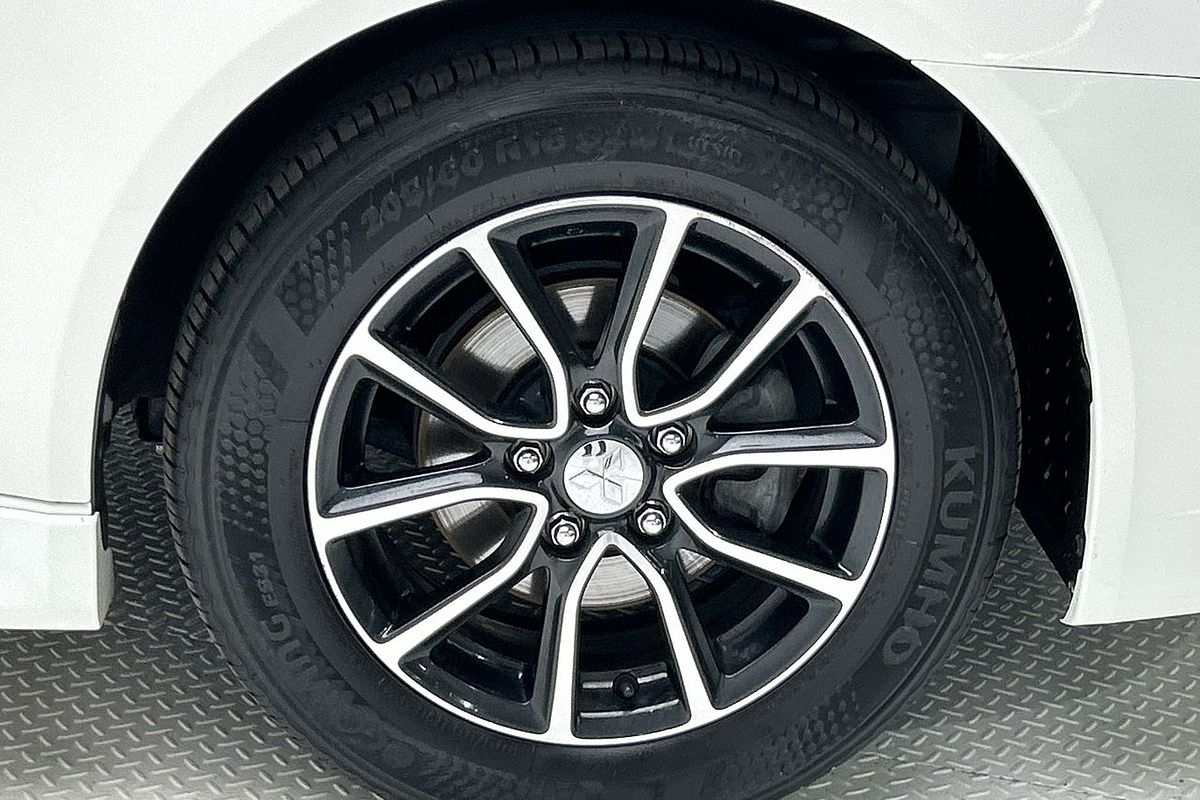 2015 Mitsubishi Lancer ES Sport CJ