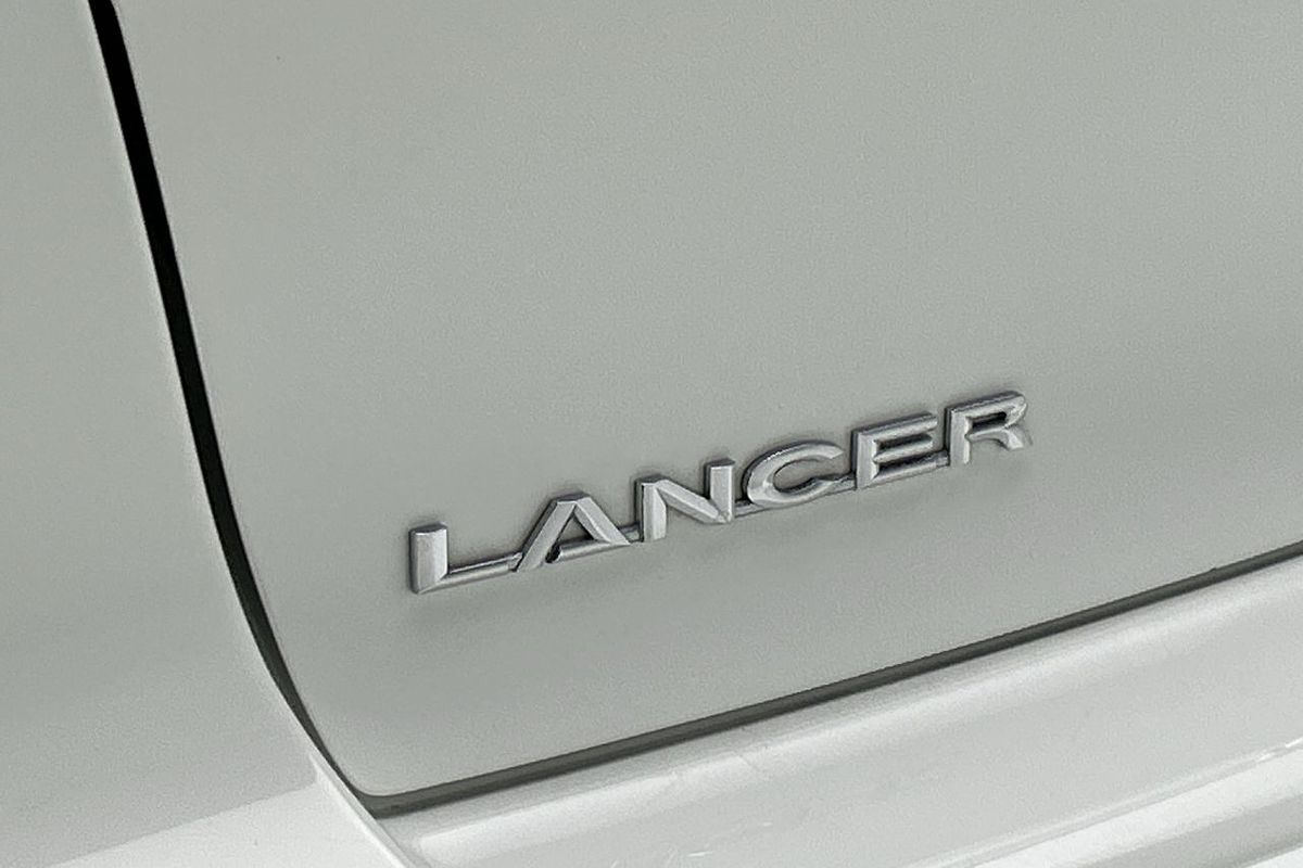 2015 Mitsubishi Lancer ES Sport CJ