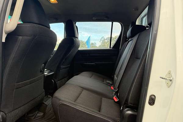 2016 Toyota Hilux SR GUN126R 4X4