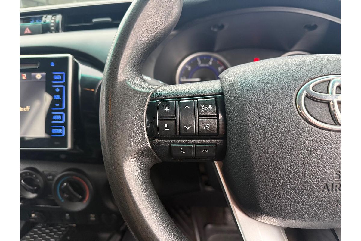 2016 Toyota Hilux SR GUN126R 4X4