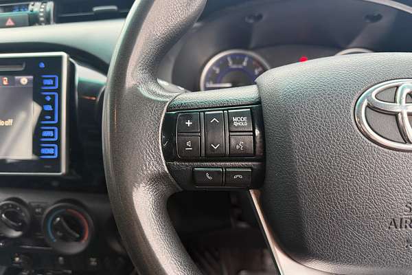 2016 Toyota Hilux SR GUN126R 4X4