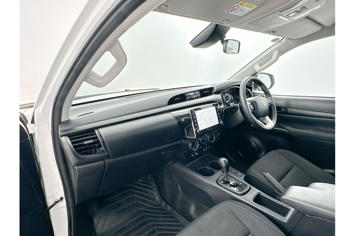 2022 Toyota Hilux SR GUN126R