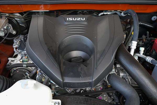 2024 Isuzu D-MAX BLADE 4X4