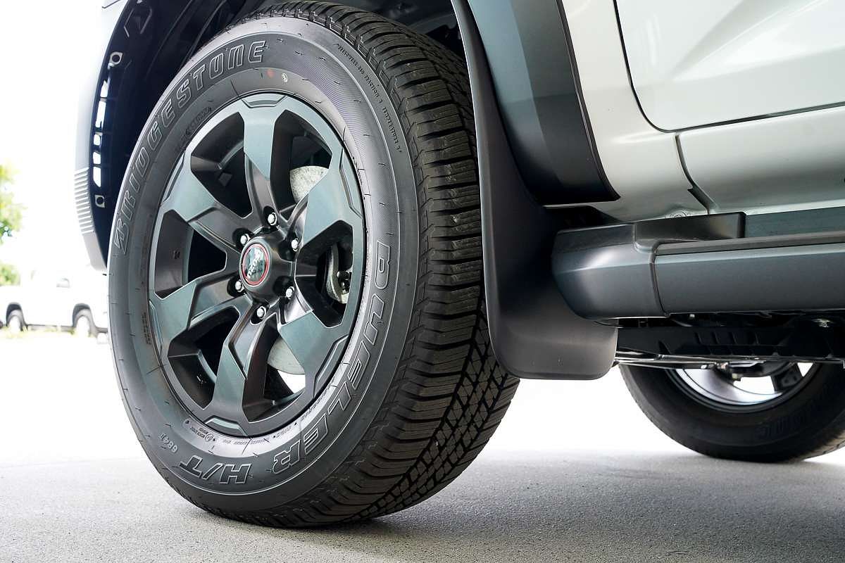 2025 Isuzu D-MAX X-TERRAIN 4X4