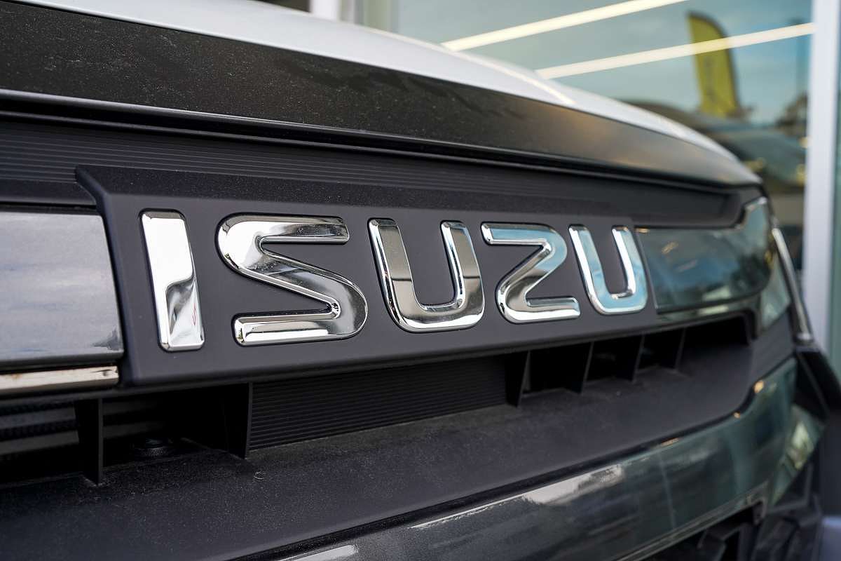 2025 Isuzu D-MAX X-TERRAIN 4X4