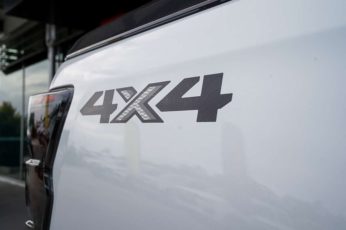 2025 Isuzu D-MAX X-TERRAIN 4X4