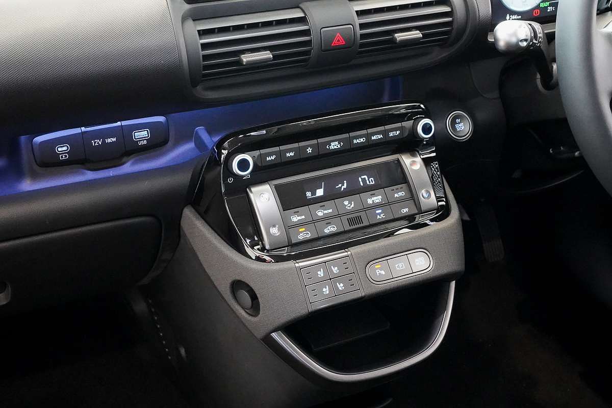 2025 Hyundai INSTER