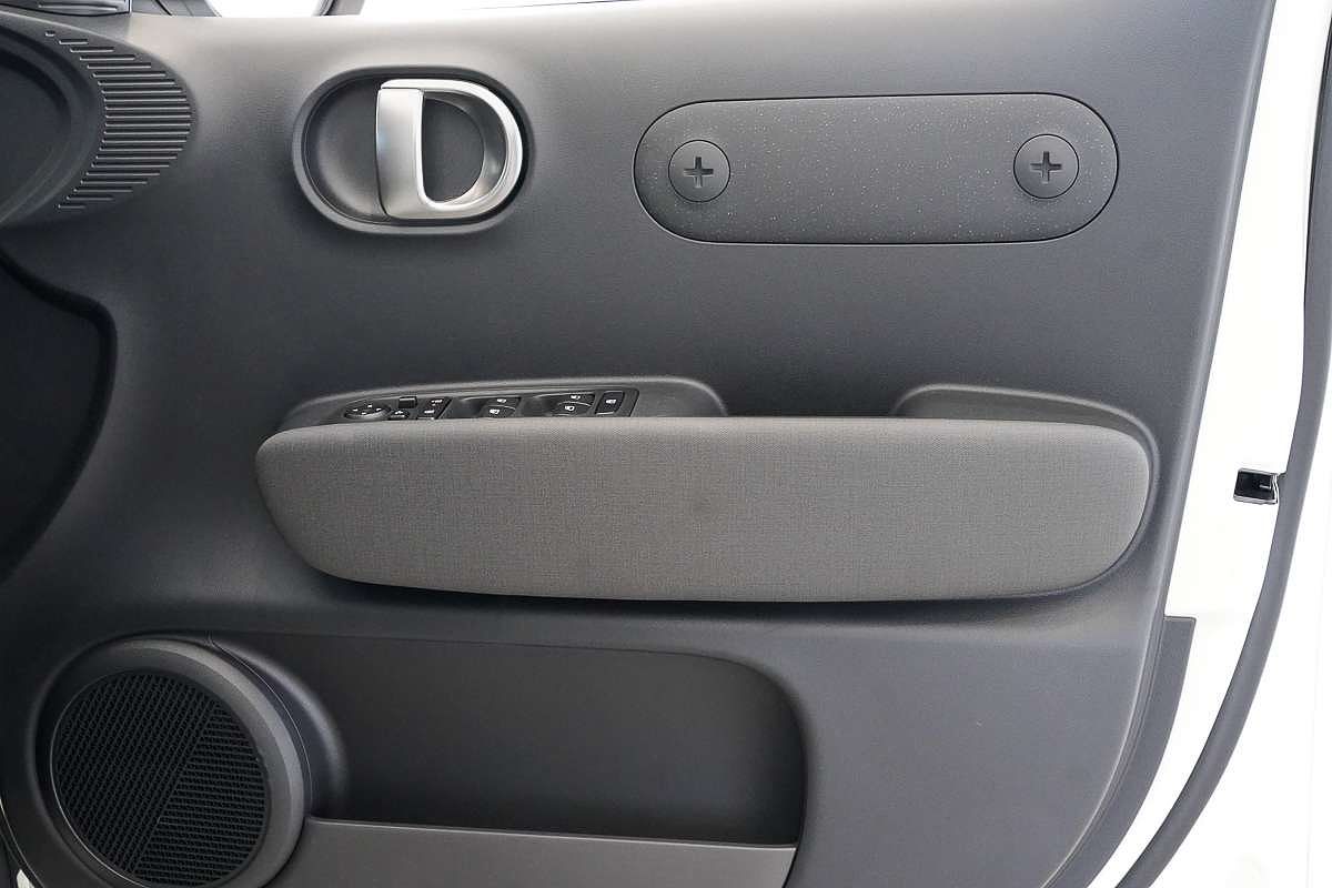 2025 Hyundai INSTER