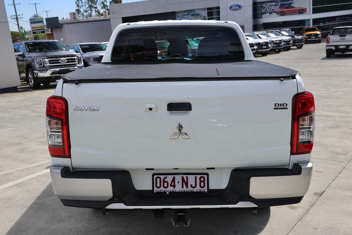 2019 Mitsubishi Triton GLX+ MR 4X4