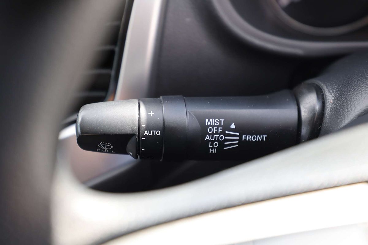 2019 Mitsubishi Triton GLX+ MR 4X4