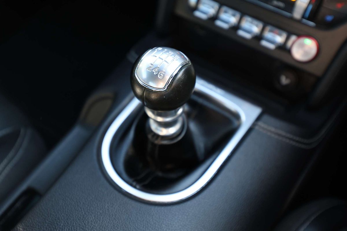 2018 Ford Mustang  FN