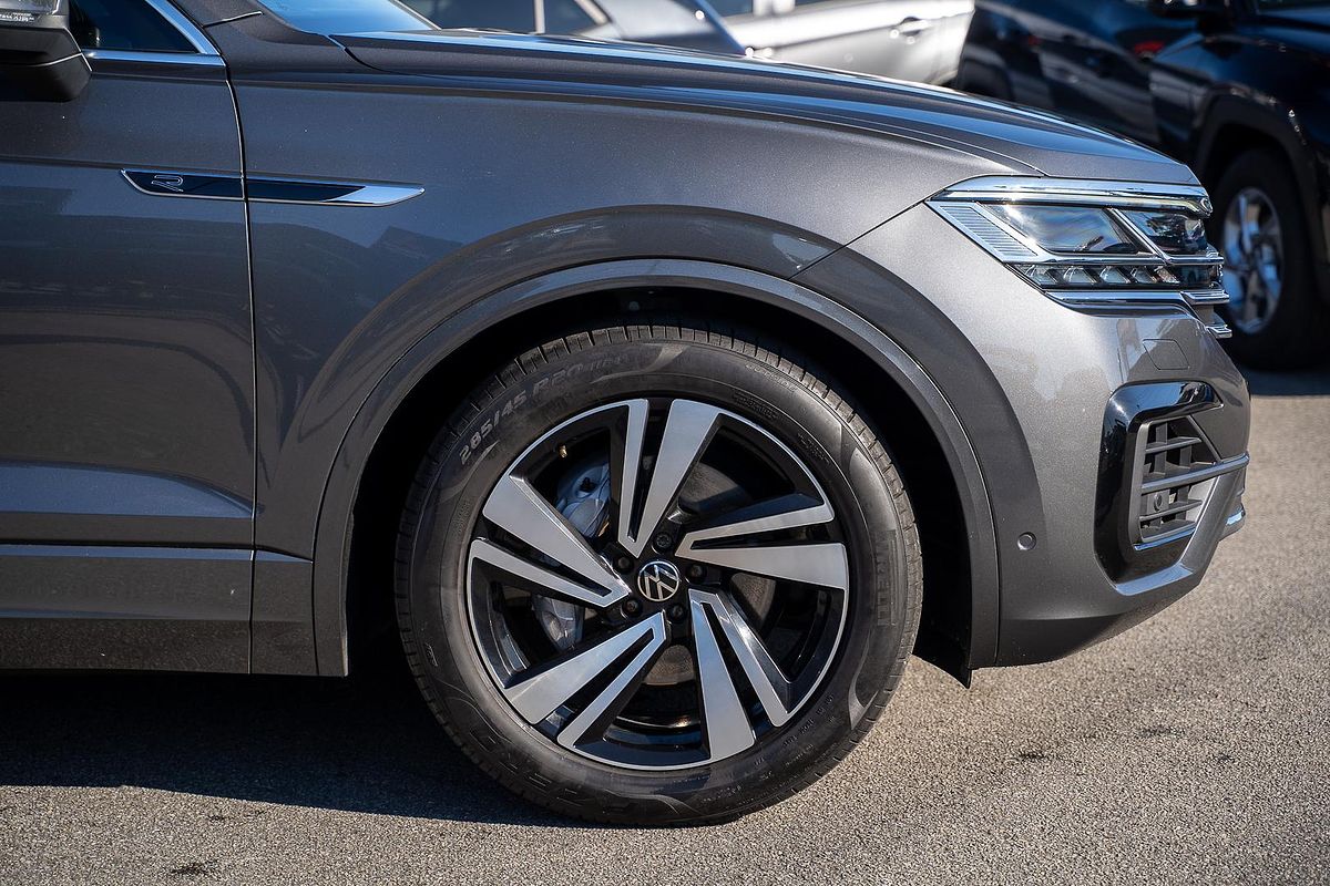 2022 Volkswagen Touareg 210TDI R-Line CR