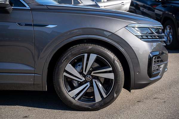 2022 Volkswagen Touareg 210TDI R-Line CR
