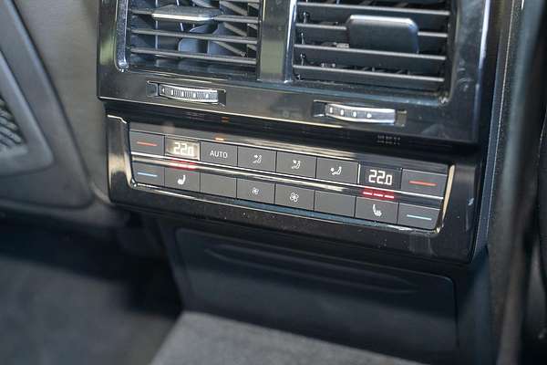 2022 Volkswagen Touareg 210TDI R-Line CR