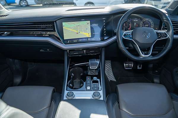 2022 Volkswagen Touareg 210TDI R-Line CR