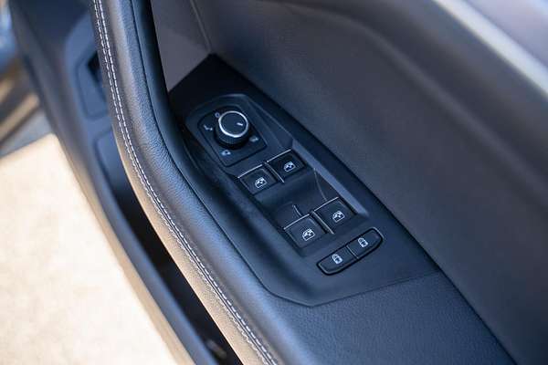 2022 Volkswagen Touareg 210TDI R-Line CR