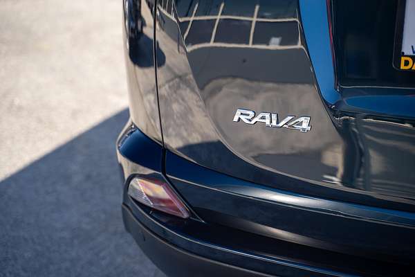 2018 Toyota RAV4 GXL ZSA42R