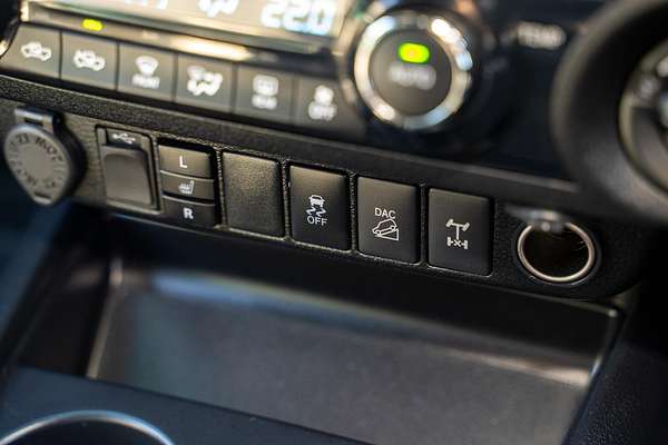 2019 Toyota Hilux Rugged X GUN126R 4X4
