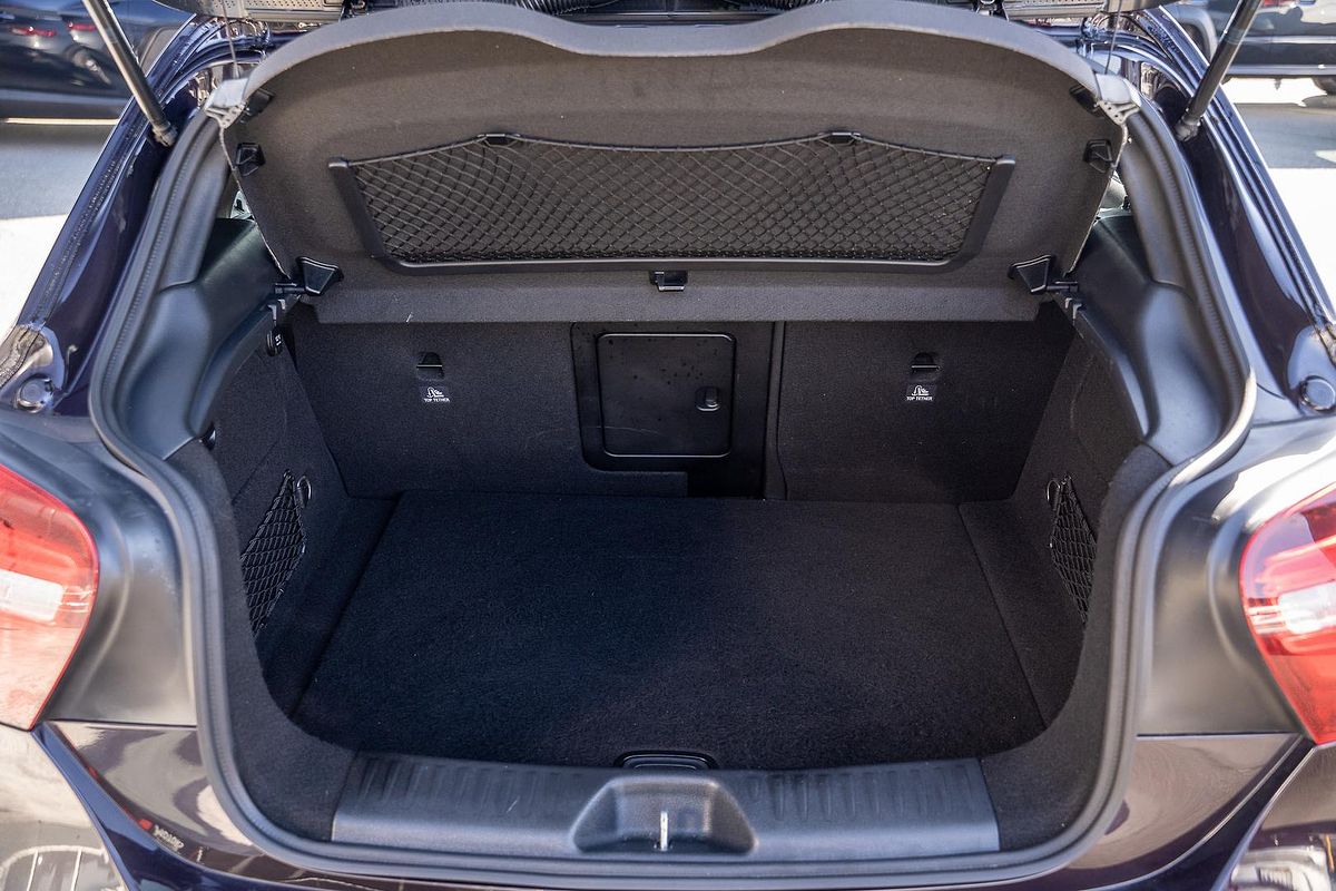 2016 Mercedes-Benz A-Class A200 W176