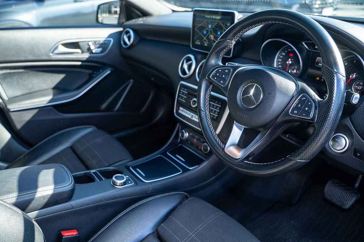 2016 Mercedes-Benz A-Class A200 W176