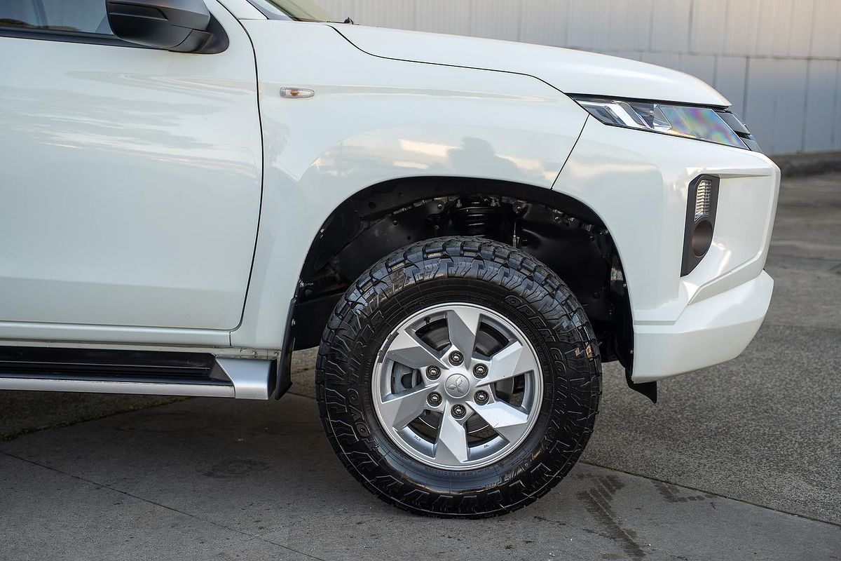 2018 Mitsubishi Triton GLX+ MR 4X4