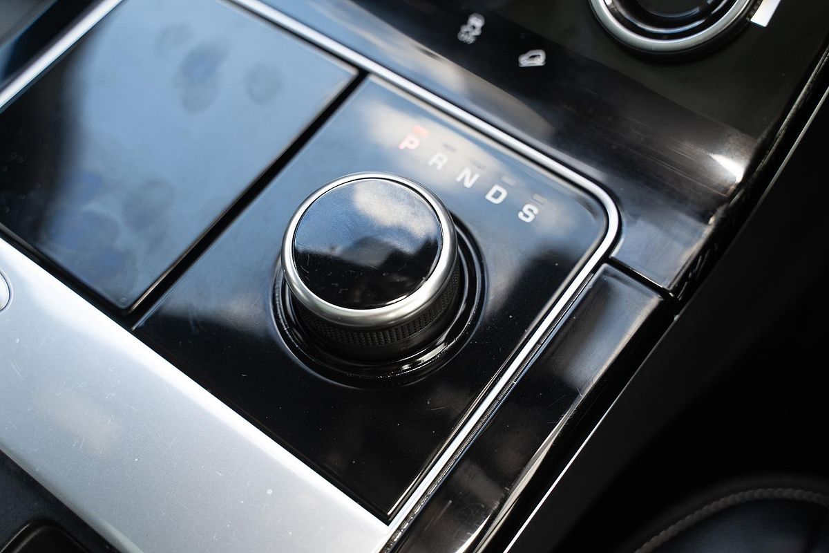2018 Land Rover Range Rover Velar D240 R-Dynamic SE L560