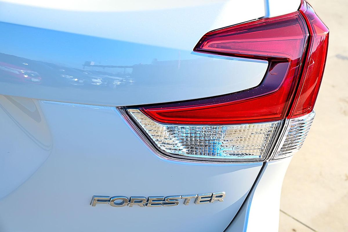 2023 Subaru Forester 2.5i-S S5