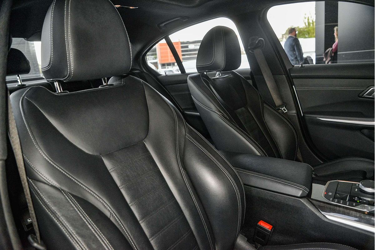 2019 BMW 3 Series 330i M Sport G20