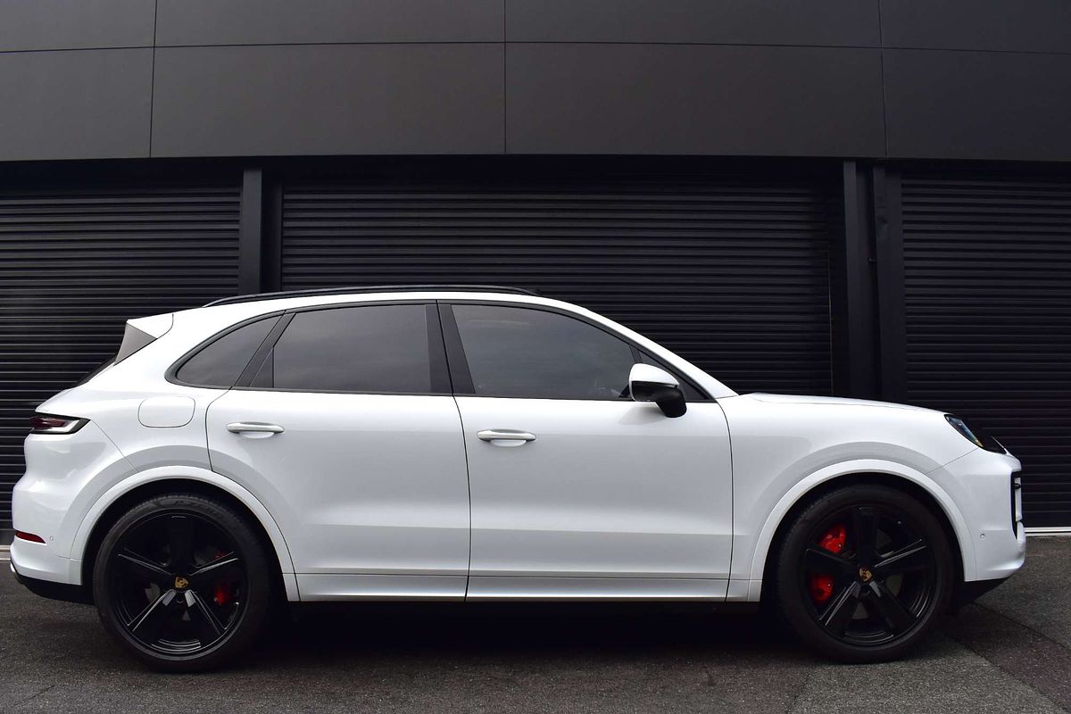 2023 Porsche Cayenne S 9YA II