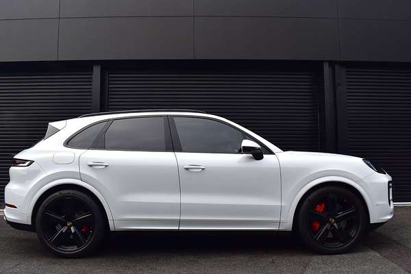 2023 Porsche Cayenne S 9YA II