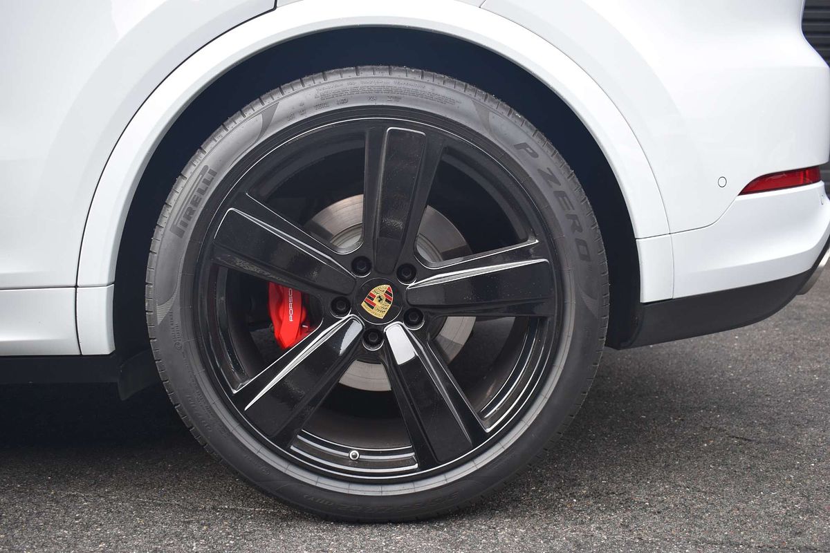 2023 Porsche Cayenne S 9YA II
