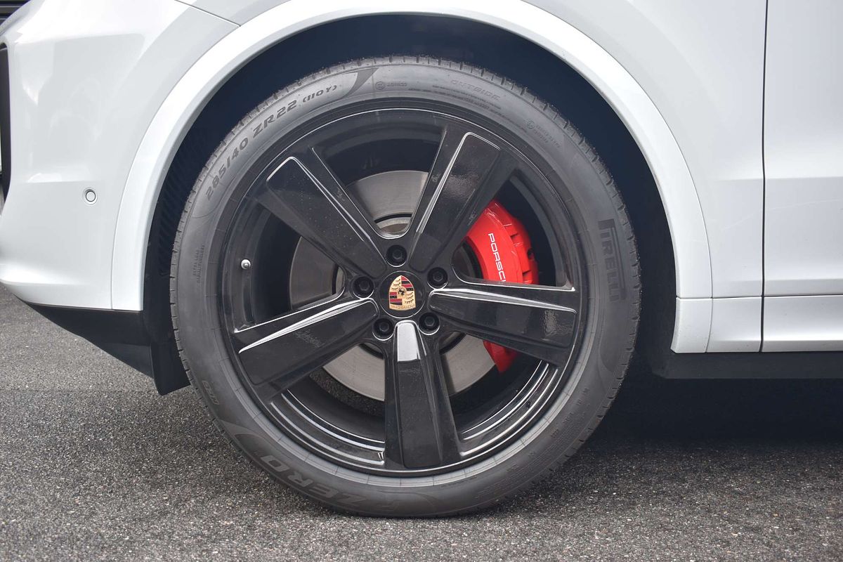 2023 Porsche Cayenne S 9YA II
