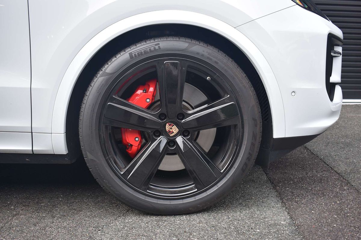2023 Porsche Cayenne S 9YA II