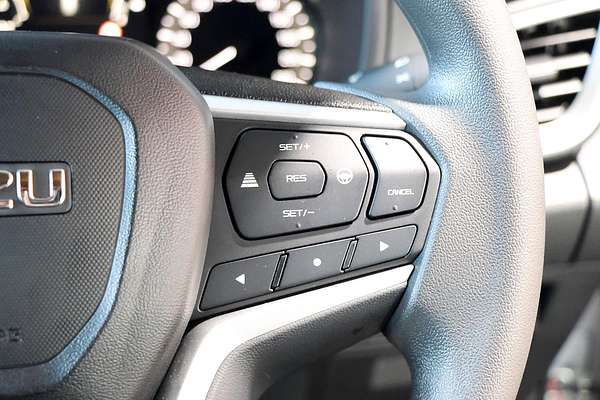 2025 Isuzu MU-X LS-M