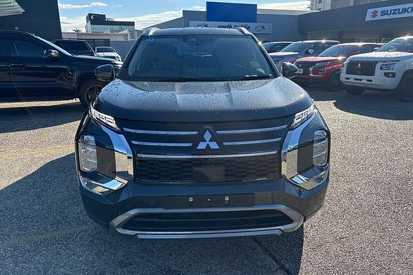 2025 Mitsubishi Outlander LS ZM