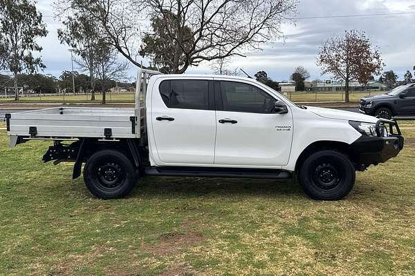 2019 Toyota Hilux SR GUN126R 4X4