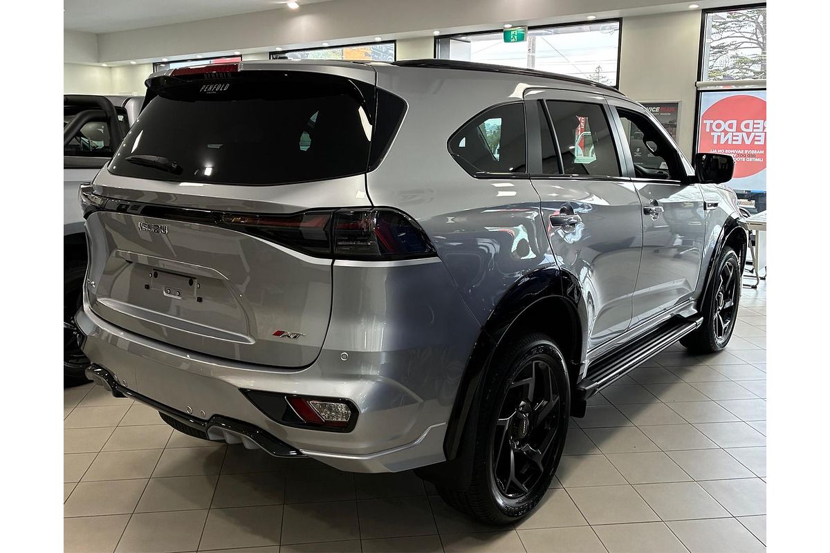 2025 Isuzu MU-X X-TERRAIN