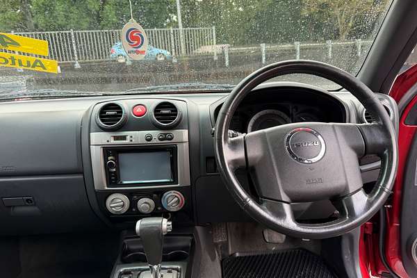 2011 Isuzu D-MAX LS-U  4X4