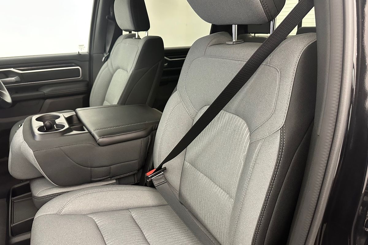 2023 RAM 1500 Big Horn DT 4X4 LWB