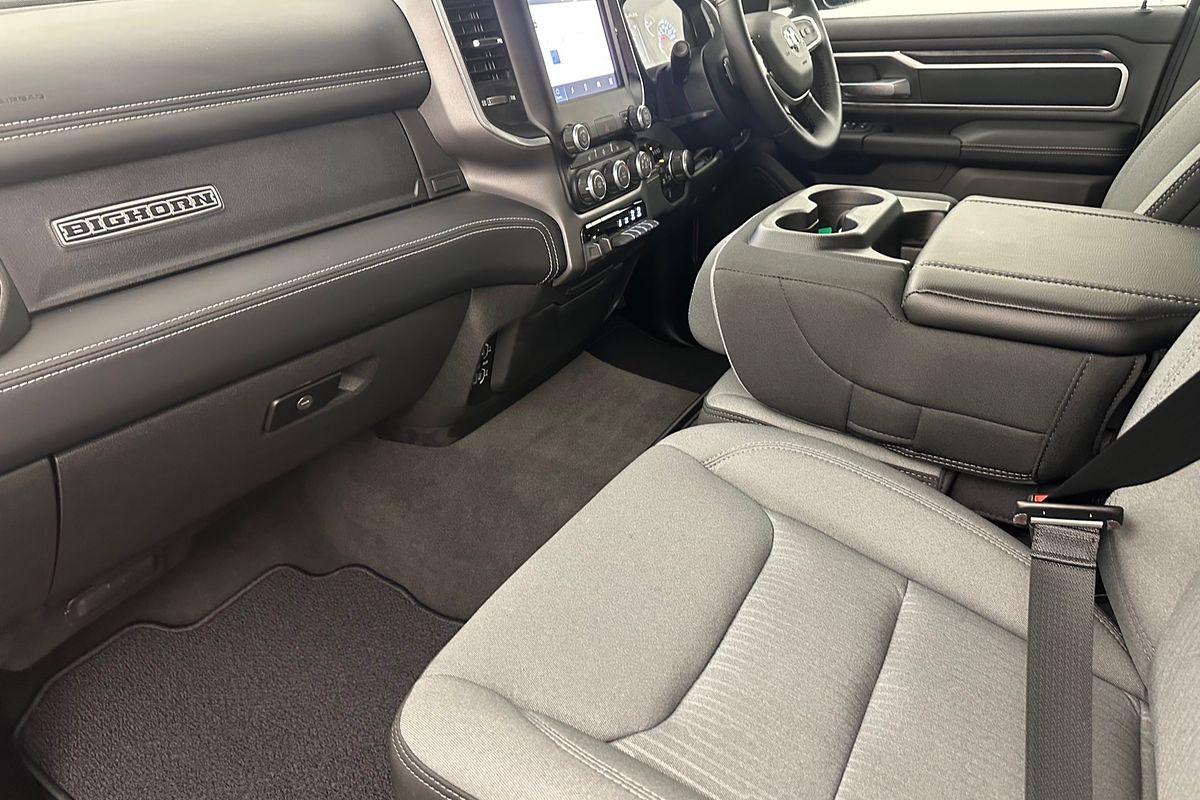2023 RAM 1500 Big Horn DT 4X4 LWB
