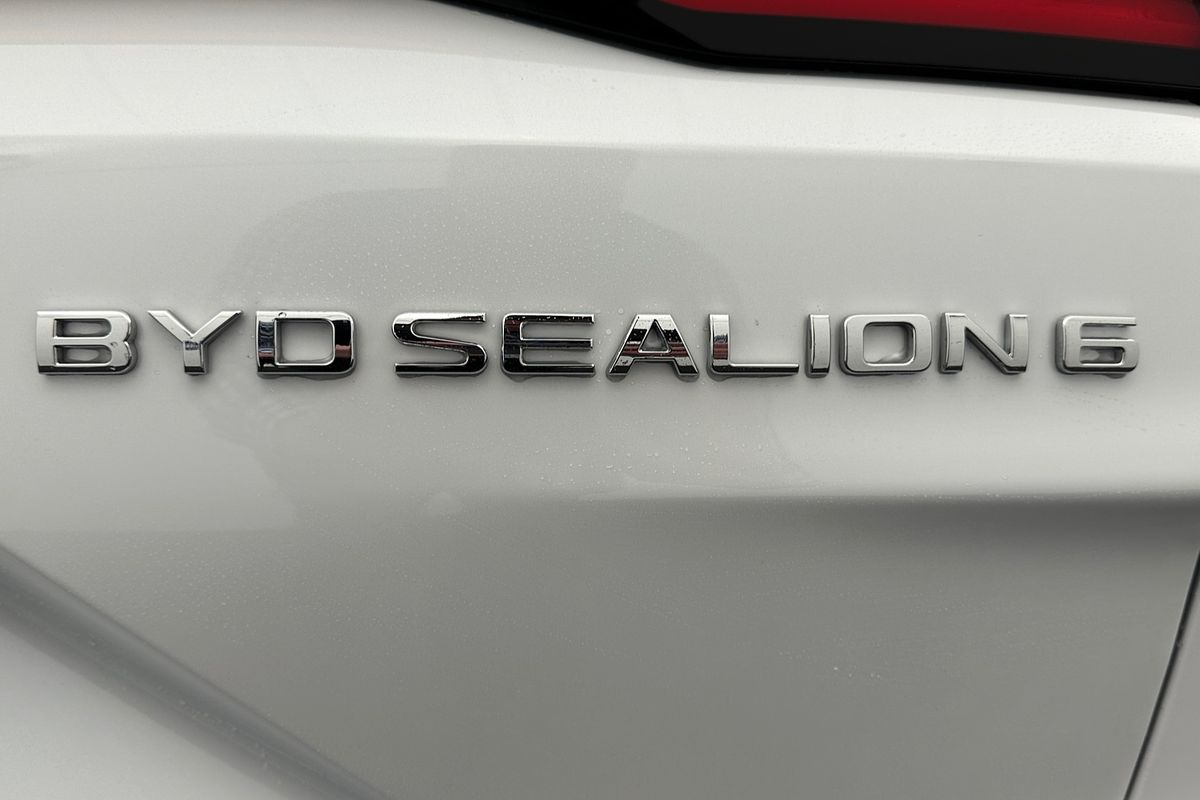 2025 BYD SEALION 6 Premium