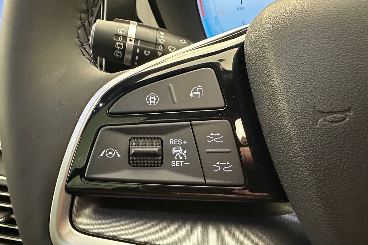 2025 BYD SEALION 6 Premium